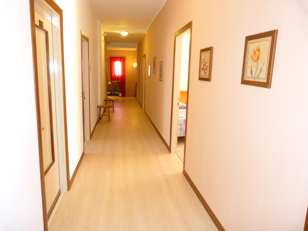 Hotel Le Colline Del Garda à Bussolengo Extérieur photo