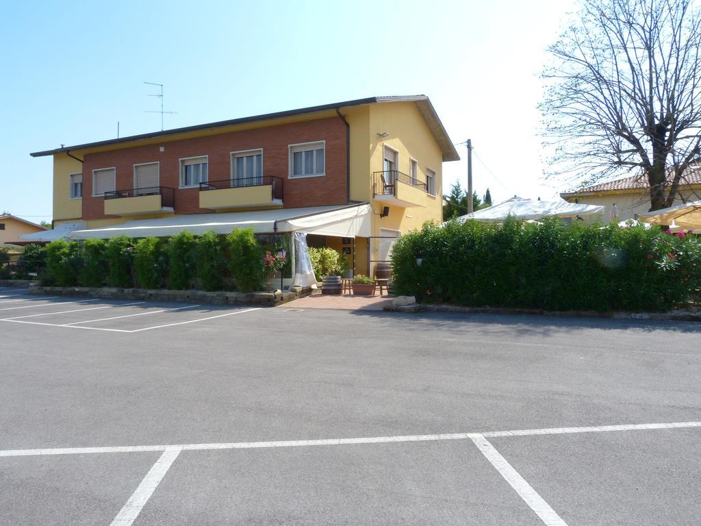 Hotel Le Colline Del Garda à Bussolengo Extérieur photo